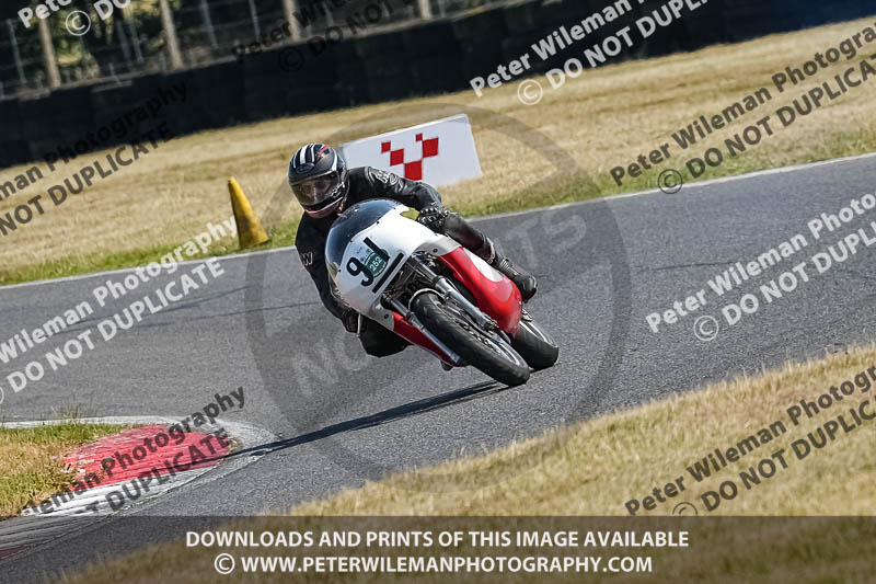 cadwell park;cadwell park photographs;cadwell trackday photographs;enduro digital images;event digital images;eventdigitalimages;peter wileman photography;racing digital images;trackday digital images;trackday photos